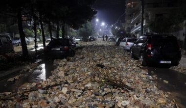 Άνω Γλυφάδα: Καθηγητή Γεωλογίας εξηγεί πώς έγιναν οι καταστροφές – «Οι περιοχές αναπτύχθηκαν χωρίς μελέτες»