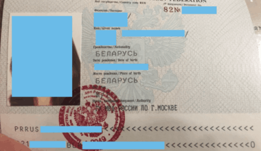 В российском виде на жительство никакой "Белоруссии" нет, есть адекватное название Беларусь