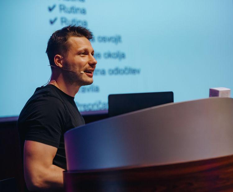 Je guru podjetništva iz Združenja YES kopiral ideje in izdelke partnerjev?