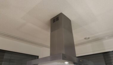 Isch es würklich ned möglich, die abzugshuube witer ue z setze?