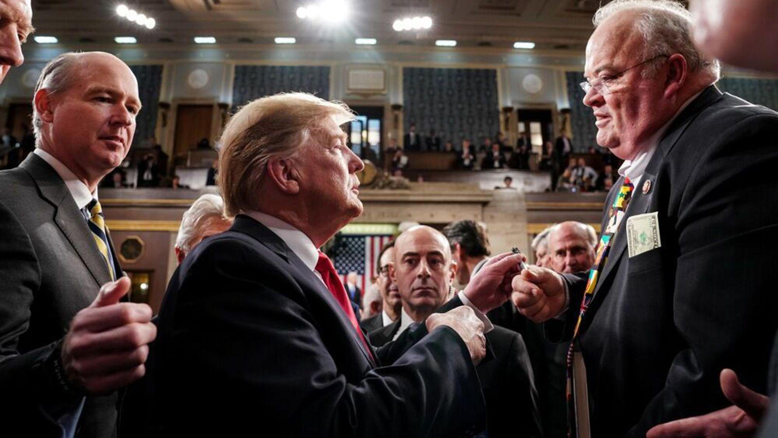 Safna undir­skriftum og segja Þor­gerði að taka Long opnum örmum - Vísir