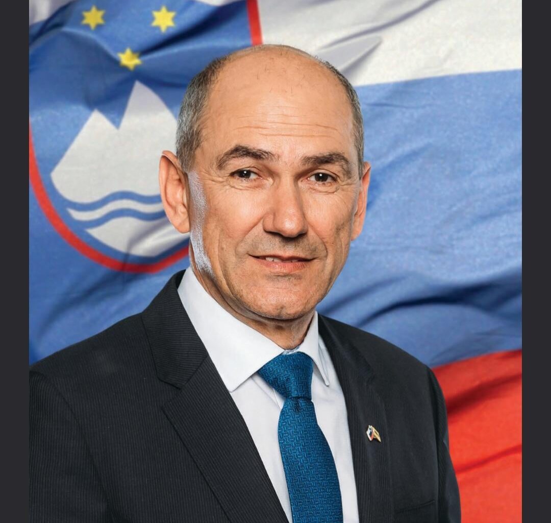 Kje so bile pritožbe ko je vlada SDS leta 2022 objavila svoje dosežke z davkoplačevalskim denarjem?