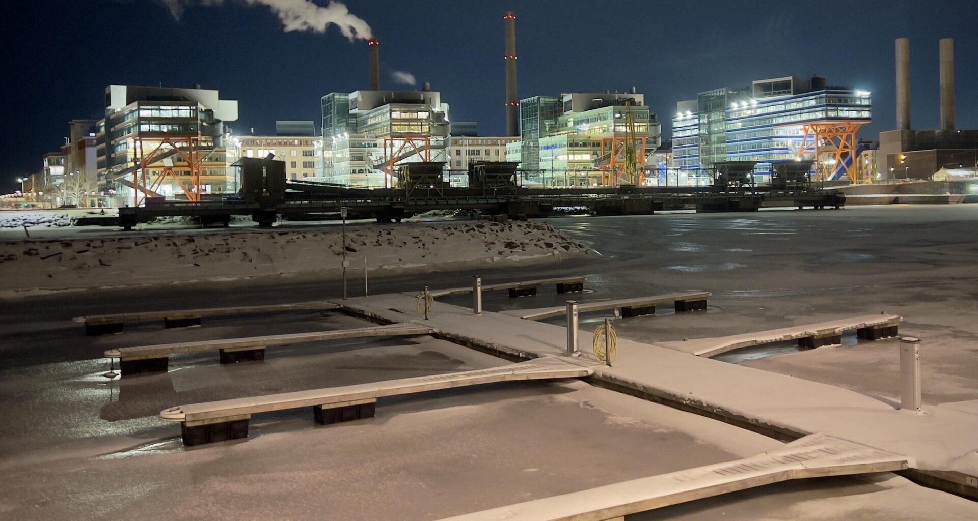 Ruoholahti, Helsinki. About -14C, which feels like -24C with the wind chill.