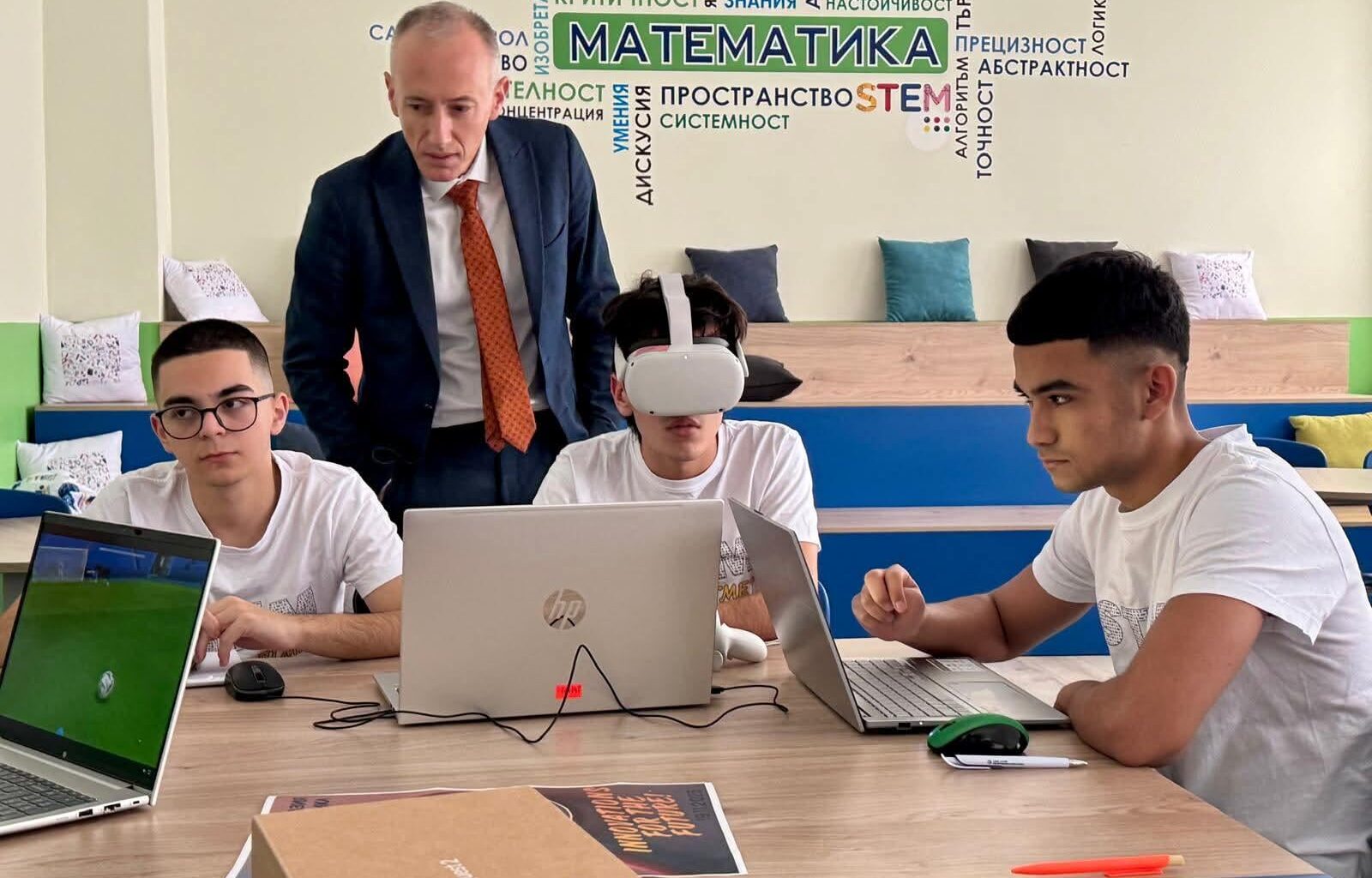 Министерството на образованието изготви 24 НАЦИОНАЛНИ ПРОГРАМИ, за които са предвидени 115 МИЛИОНА ЕВРО за инвестиции в детски градини и училища