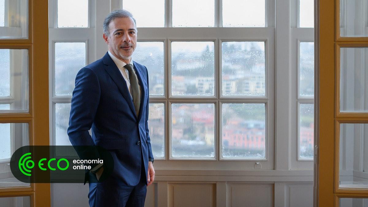 Pedro Duarte trava construção de casas e duplica câmaras de videovigilância no Porto