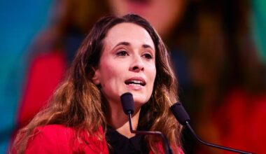 Face à la hausse des divorces et des familles monoparentales, LFI propose d’instaurer de nouveaux droits à "l’amitié"