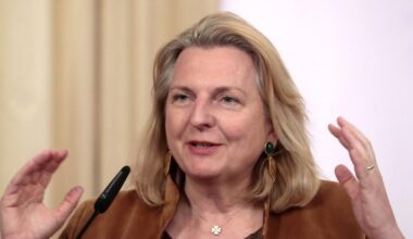 Ehemalige Außenministerin in Russland