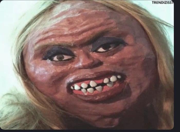 Vitályos Eszter reggel