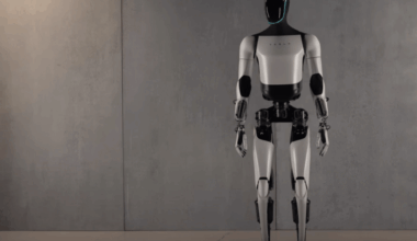 Elon Musk oznámil, že Tesla ukončí výrobu modelů S a X a převede výrobní linky ve Fremontu na výrobu humanoidních robotů Optimus.