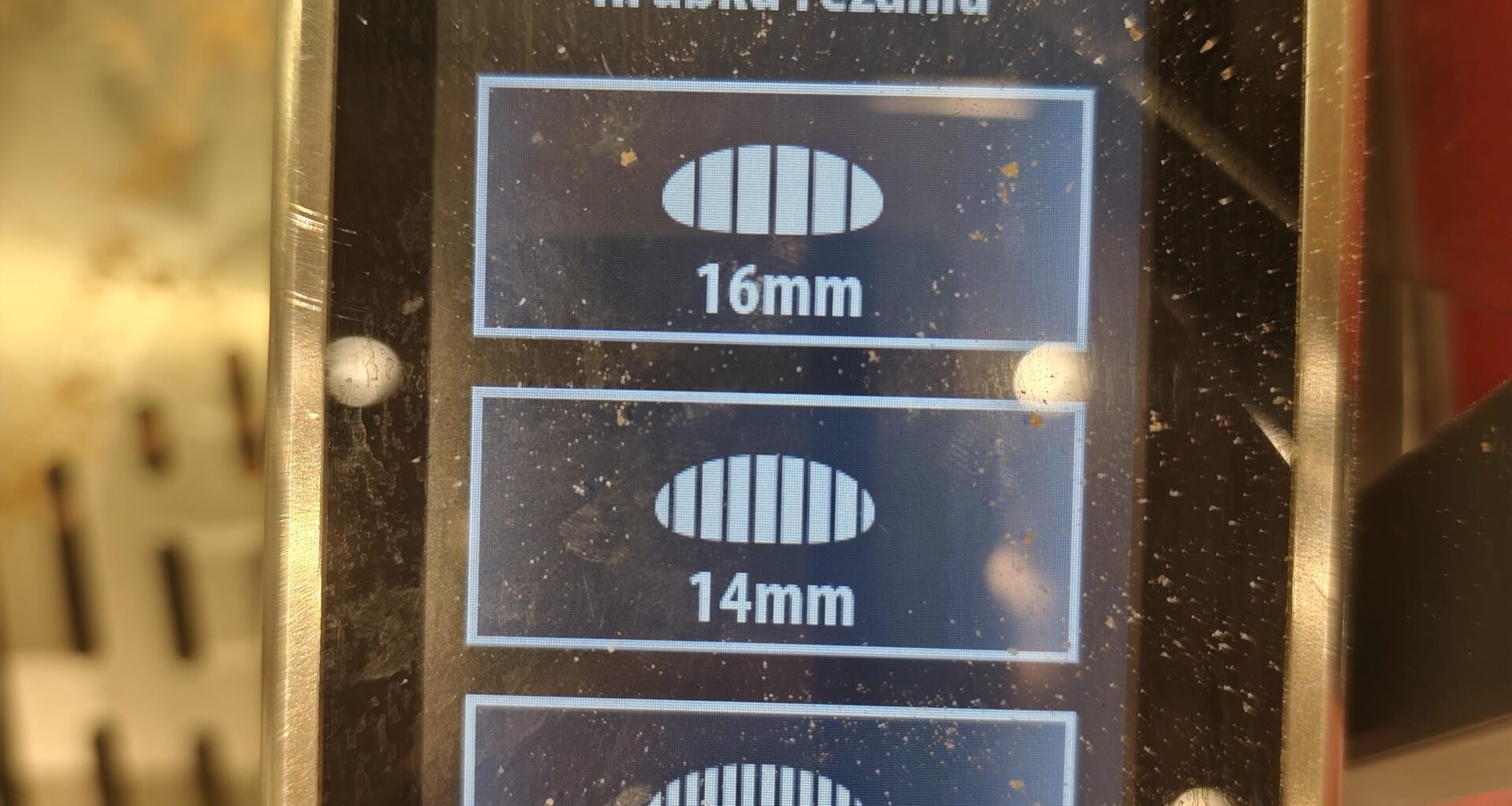 Dnes ma skoro odrbal krájač na chleba