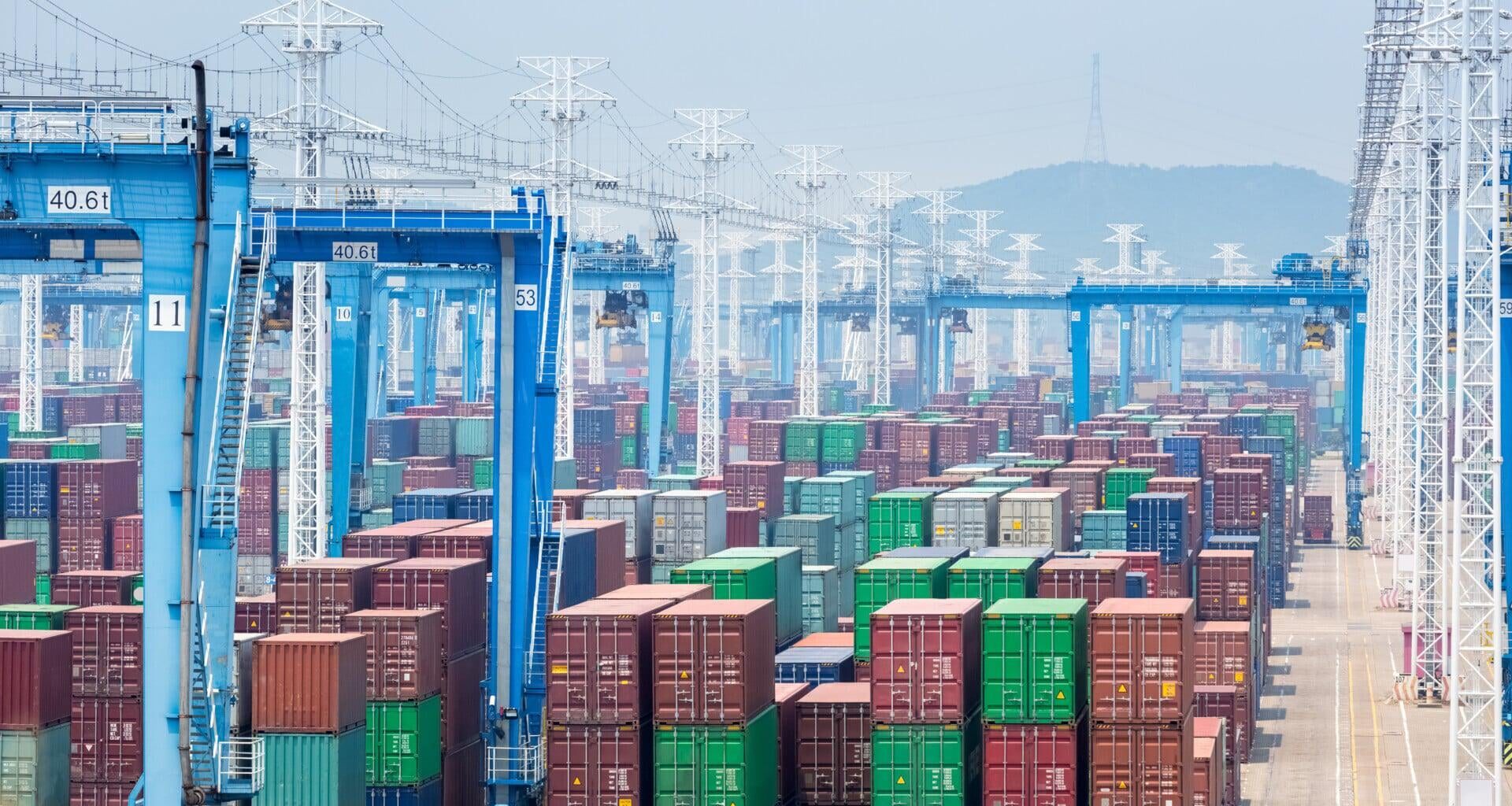 Ιταλία: Μπούμερανγκ ο φόρος των 2 ευρώ στα μικρά δέματα – Πώς ξεγλιστρούν κινεζικές εταιρείες – Προειδοποιήσεις ότι η βιομηχανία logistics της Ιταλίας θα «χαθεί» αν δεν ανασταλεί ο φόρος