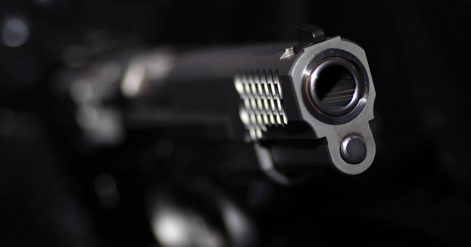 Homens armados disparam junto a crianças na Alta de Lisboa