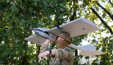 Ukrainian Armor Develops FPV Drone With 120mm Mortar Round