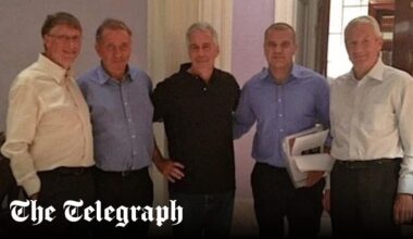 Bill Gates chytnul pohlavní nemoc od ruských dívek (Epstein)