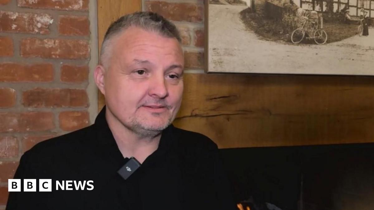 Herefordshire pub landlord offers discount for cash payments as card charges soar