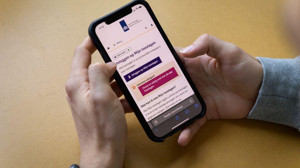 'Dienst Toeslagen geeft bewust geen informatie aan slachtoffers toeslagenaffaire'
