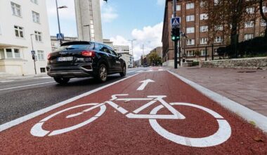 Tallinn loobub rattateede ehitamisest Narva maanteel ja Liivalaia tänaval