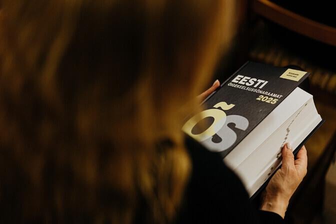 Eesti keele instituut jättis uuest ÕS-ist ropud sõnad välja