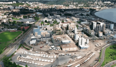 Pollution des sols : à Lyon, une plainte historique de près de 200 citoyens contre deux industriels