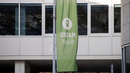 Oxfam waarschuwt voor ongekende invloed van miljardairs op de politiek, vermogens naar record van 18,3 biljoen dollar