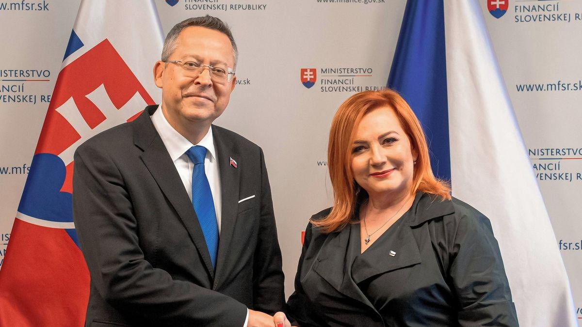 Závidím, v jakém stavu jste převzali republiku, řekl Schillerové slovenský ministr financí