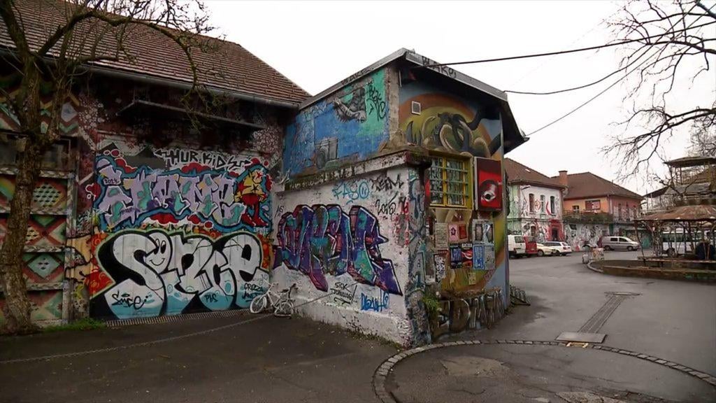 Metelkova: varnostno tvegano območje?