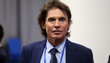 Propos sur les « rafles » : Arno Klarsfeld porte plainte pour « incitation à la haine »