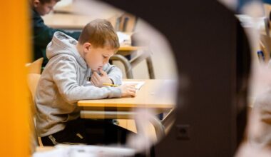 Al 2 miljard euro naar beter lezen en rekenen, maar CPB ziet geen effect: ‘Dat valt uiteraard tegen’