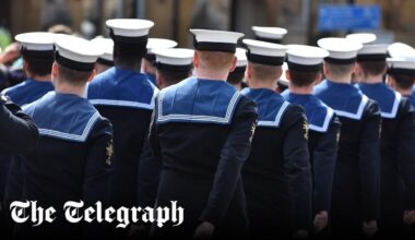 Royal Navy orders sailors to quit alcohol two days a week