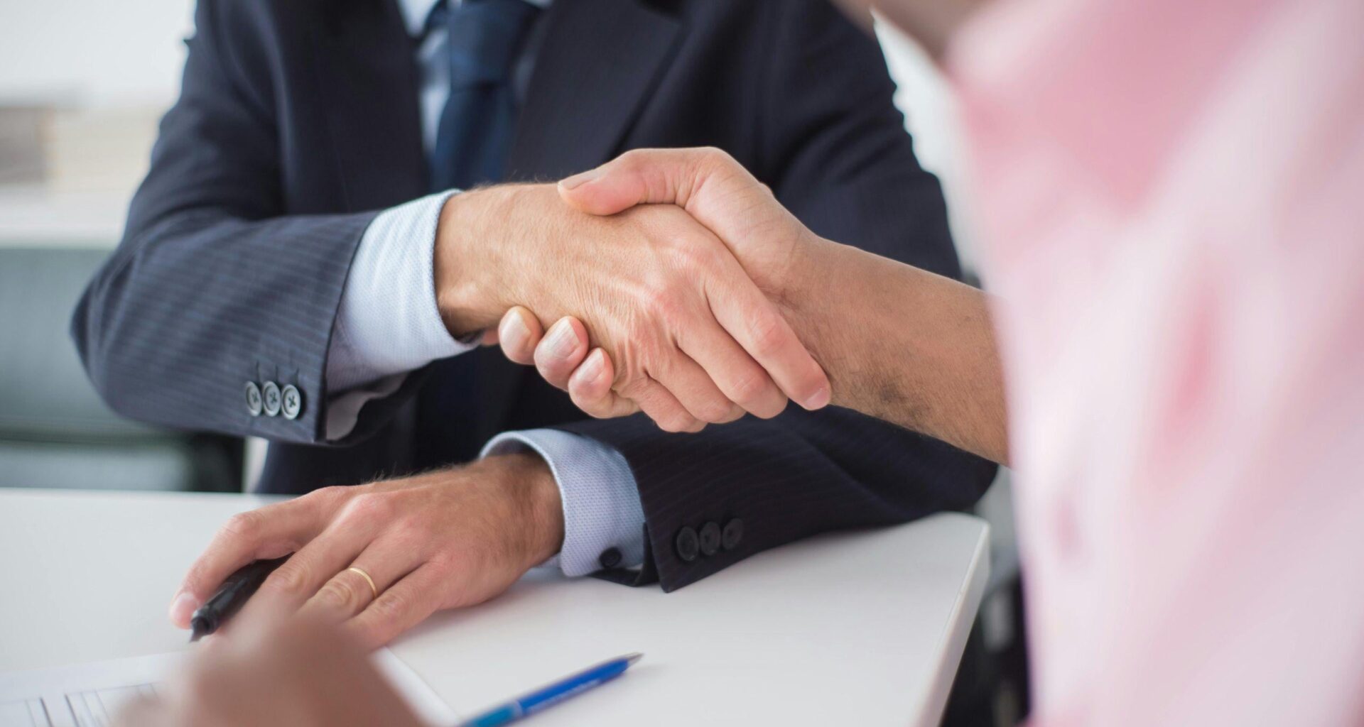 Dans les collectivités, des contractuels toujours plus nombreux et un turnover en hausse