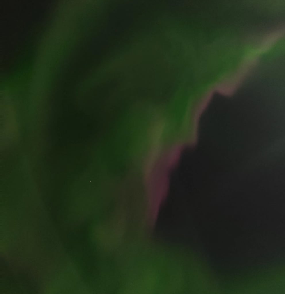 Víst að menn eru að deila Norðurljósin í kvöld hér er mitt