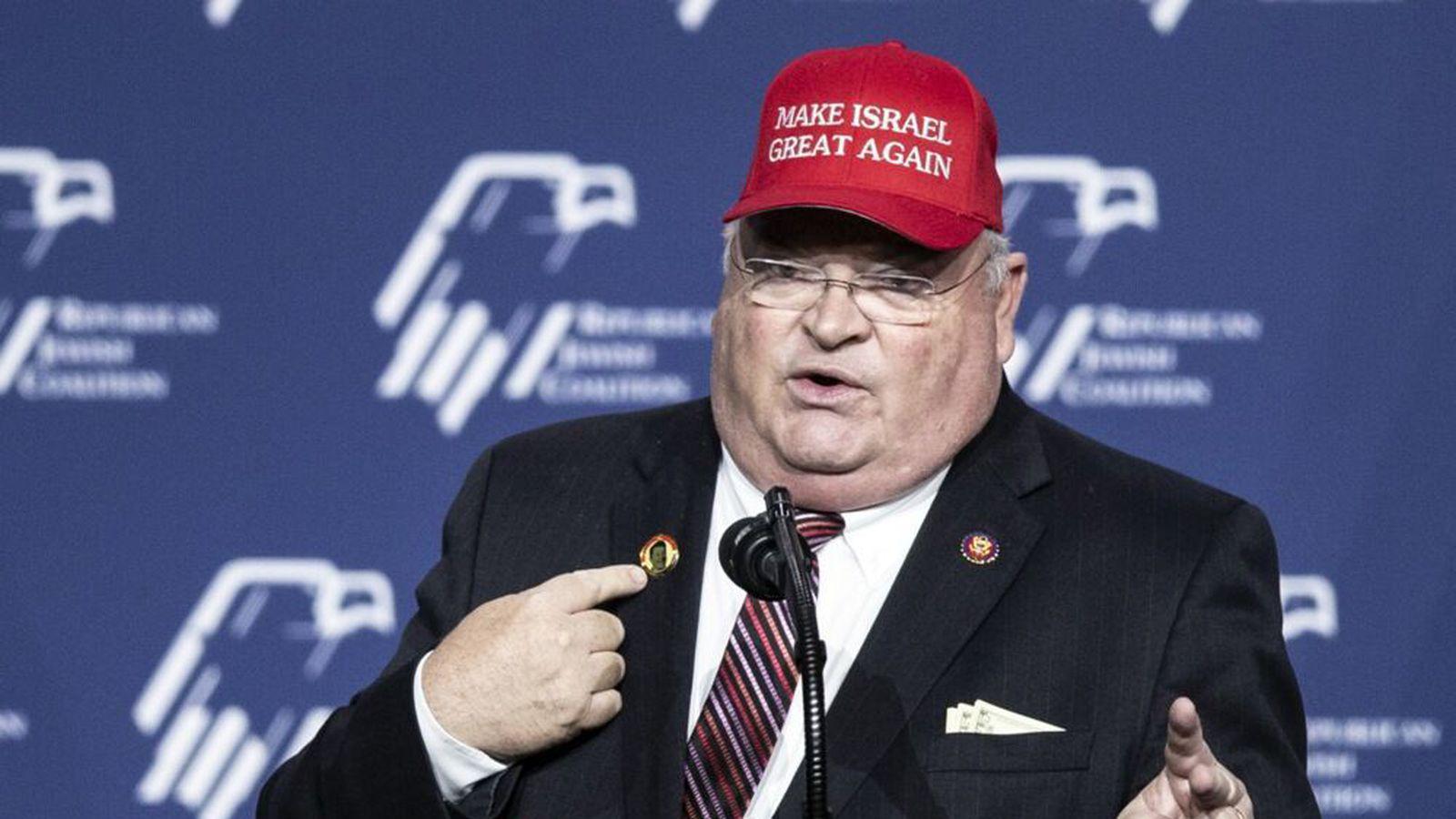 Billy Long biðst af­sökunar