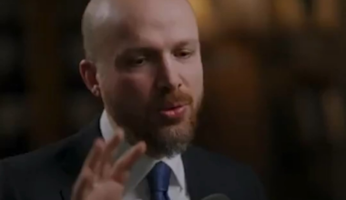 Bilal Erdoğan: Yurtdışına ilk gittiğim zamanlar pasaportumuza nasıl bakıldığını hatırlıyorum. Türkiye’denim diyince bana nasıl bakıldığını hatırlıyorum. Ülkenin saygınlığının ne arttığını görmüş birisiyim.