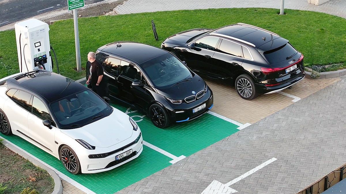 Moldova a început aplicarea taxei de drum per kilogram la maşinile electrice, punând punct unei perioade de scutiri totale | PiataAuto.md - Site-ul lumii auto din Moldova