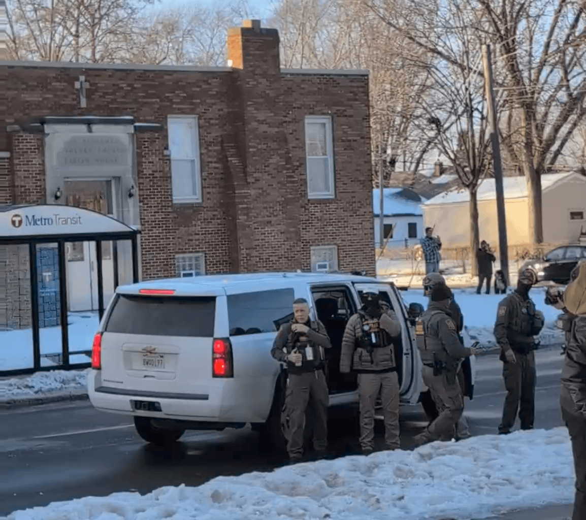 MINNEAPOLIS - ICE ASSAULTS CHILDREN LEAVING SCHOOL