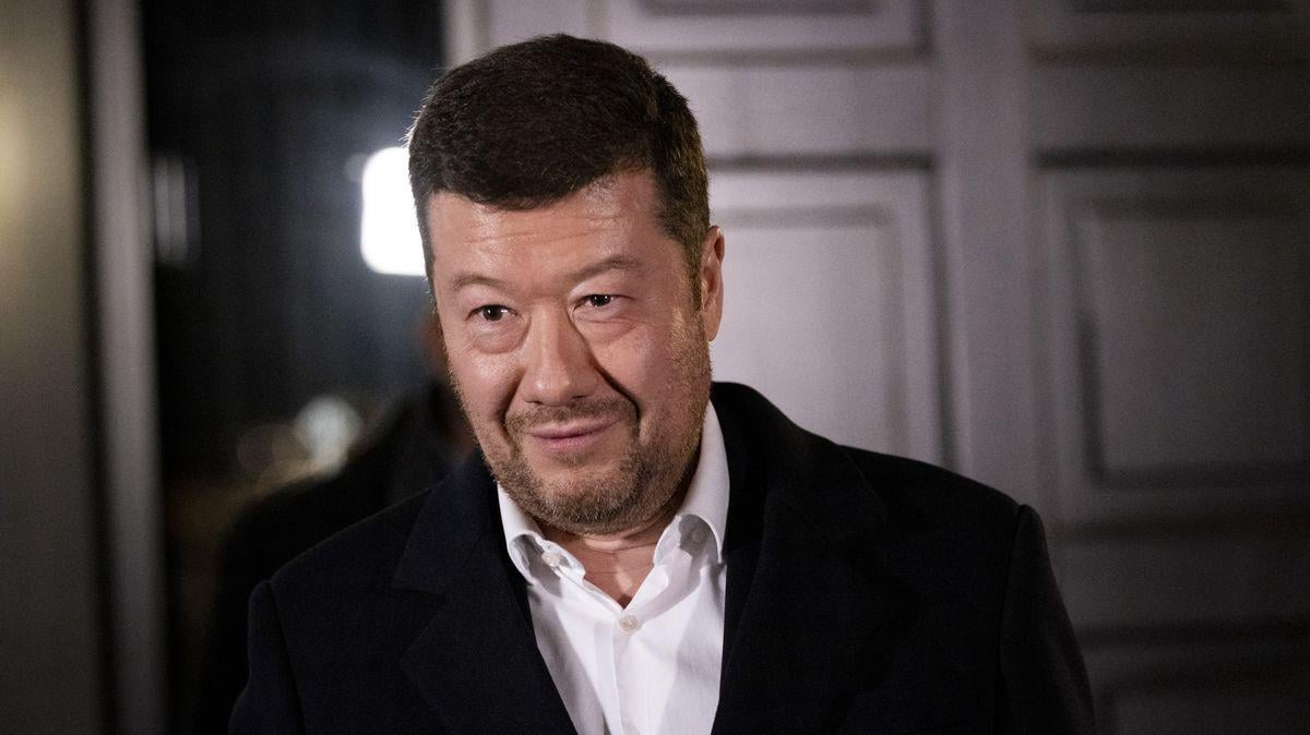 Vláda nebude v rozpočtu navyšovat výdaje na obranu, řekl Okamura