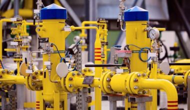 Poland to increase gas export capacity to Ukraine amid winter heating crisis