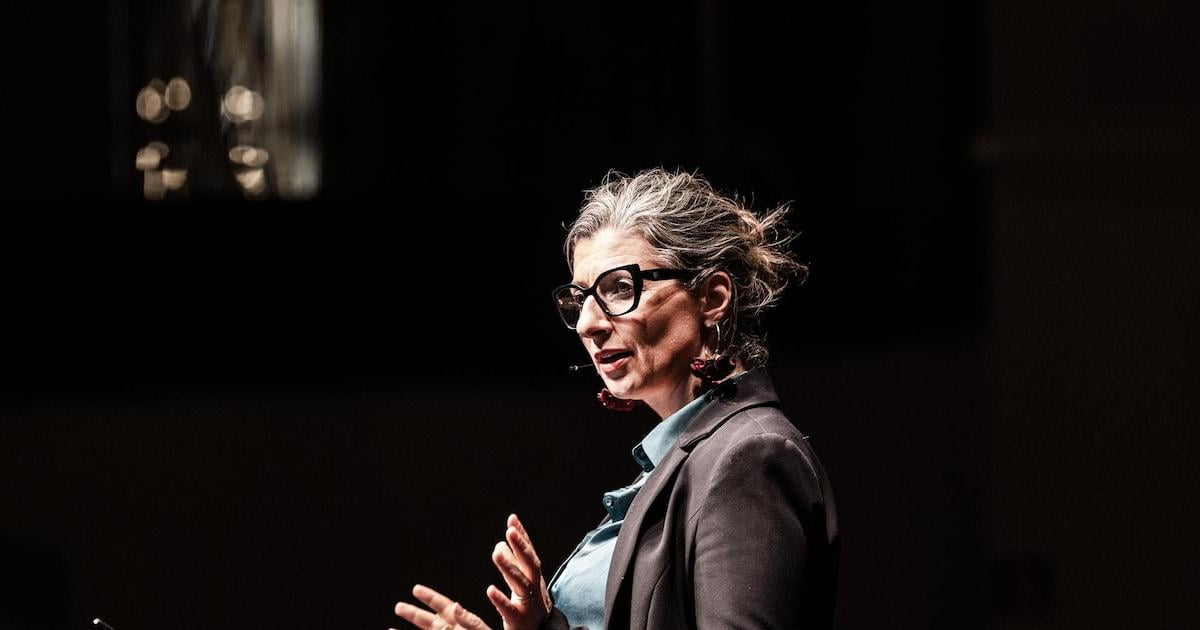 Italiaanse Francesca Albanese ontvangt eredoctoraat van drie Vlaamse universiteiten voor haar werk rond Gaza