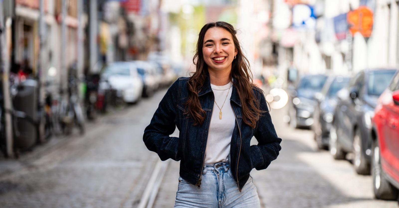 Oproep scholierenstaking tegen Demir gaat viraal: ‘Pak eerst het lerarentekort aan, voor je de pedagogische studiedag afpakt’