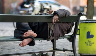 Udsatte misbrugere kan beholde deres narko: 'De skal ikke have krav og sanktioner, så de bliver mere udsatte'