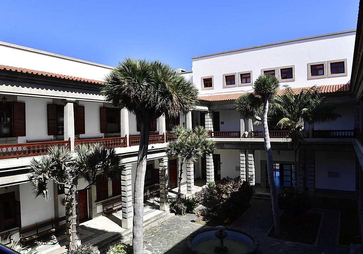 Investigan a un abogado por citar presuntamente sentencias «inexistentes» generadas por IA en un recurso por agresión sexual | Canarias7