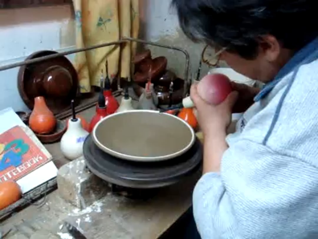 Как се рисува една хубава традиционна чиния