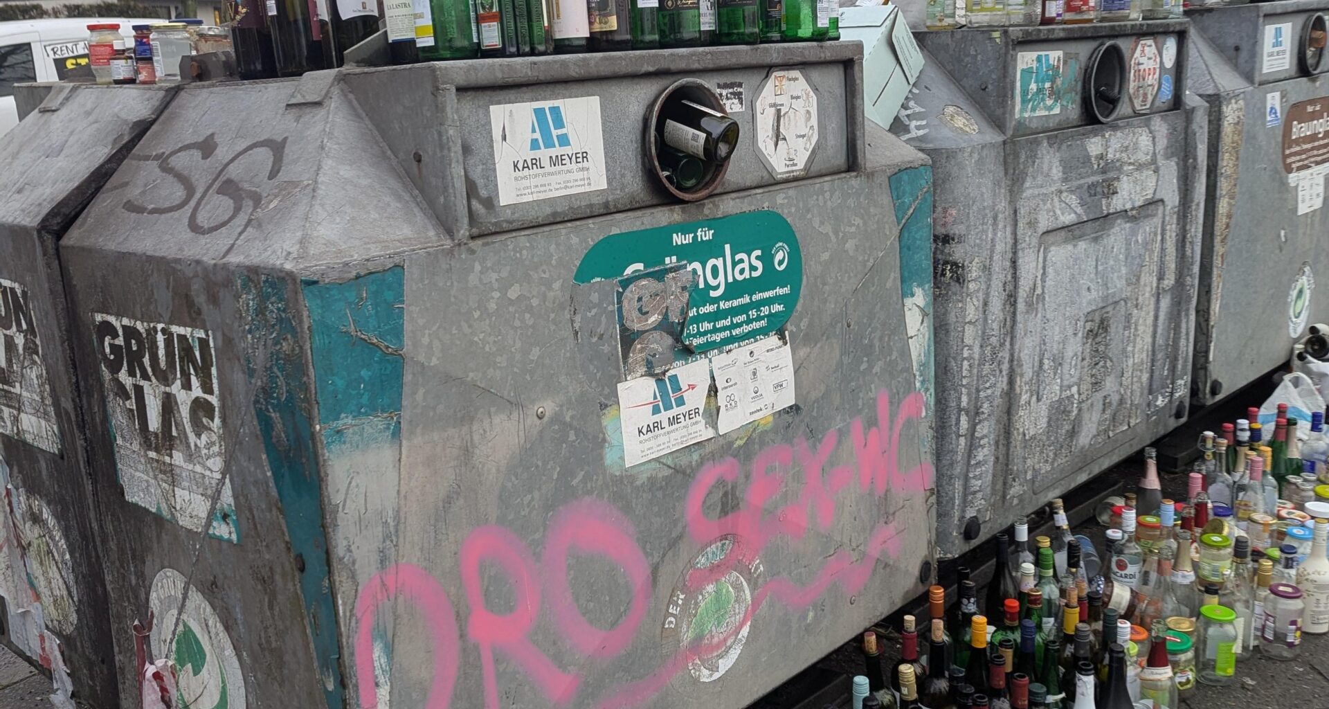 What's the korrekt protokoll here? Keep piling on ..oder?