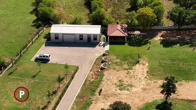 Državni inspektorat: Thompson mora srušiti dva ilegalna objekta