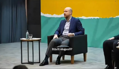 Bilal Erdoğan: Anket yaptık, gençlerin %40'ı yurt dışına gitmek istiyor. Çoğu ABD ve Almanya'yı istiyor. Bu gençler ABD, Almanya'da hayatın nasıl olduğunu bilmiyor. İşinizi kaybedip kirayı ödeyemezseniz sokakta kalırsınız.