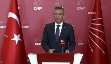 Özgür Özel: "Nefret söylemine varan, Kürtleri kıracak rencide edecek bir dil kullanıyorlar. Bunların tamamını reddediyoruz. Biz burada üç eş genel başkan yan yana duruyoruz."