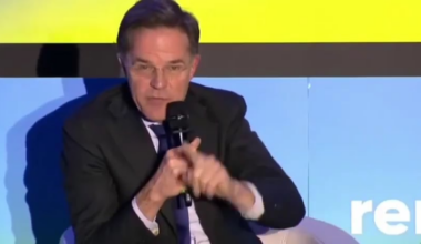 Rutte be užuolankų: Putinas tėra Kinijos šuo, 2027 m. grėsmė, atsibudęs NATO