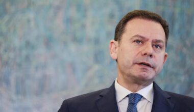 Luís Montenegro - Tempestade