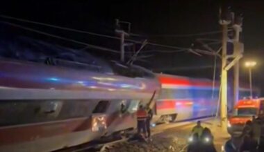 Due treni alta velocità deragliano in Spagna, almeno 10 morti e 100 feriti - Europa - Ansa.it