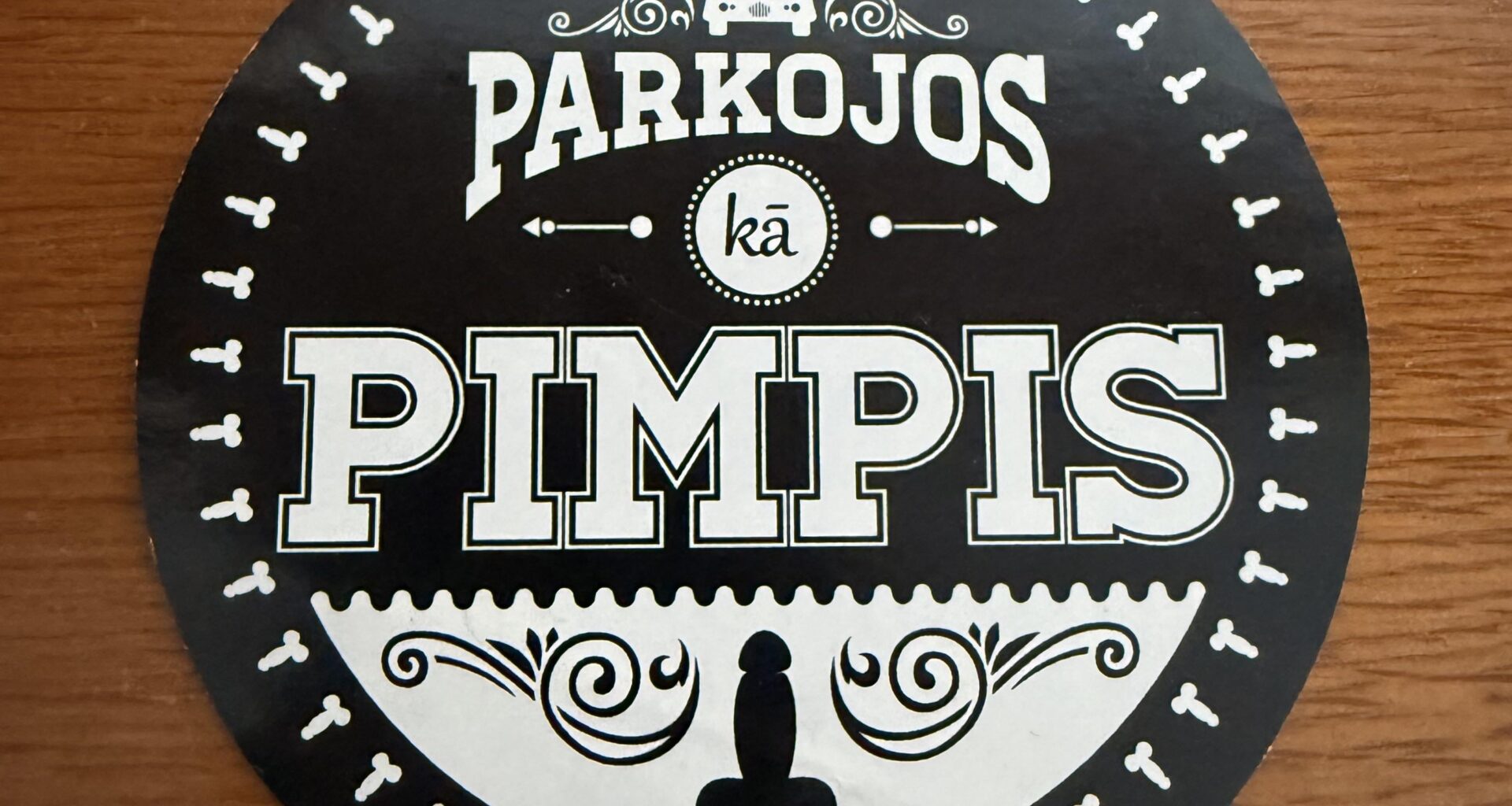 Vai kāds varbūt zina, kur iegādāties šādas uzlīmes?